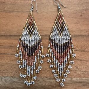 Beautiful beaded earrings - costume jewelry
